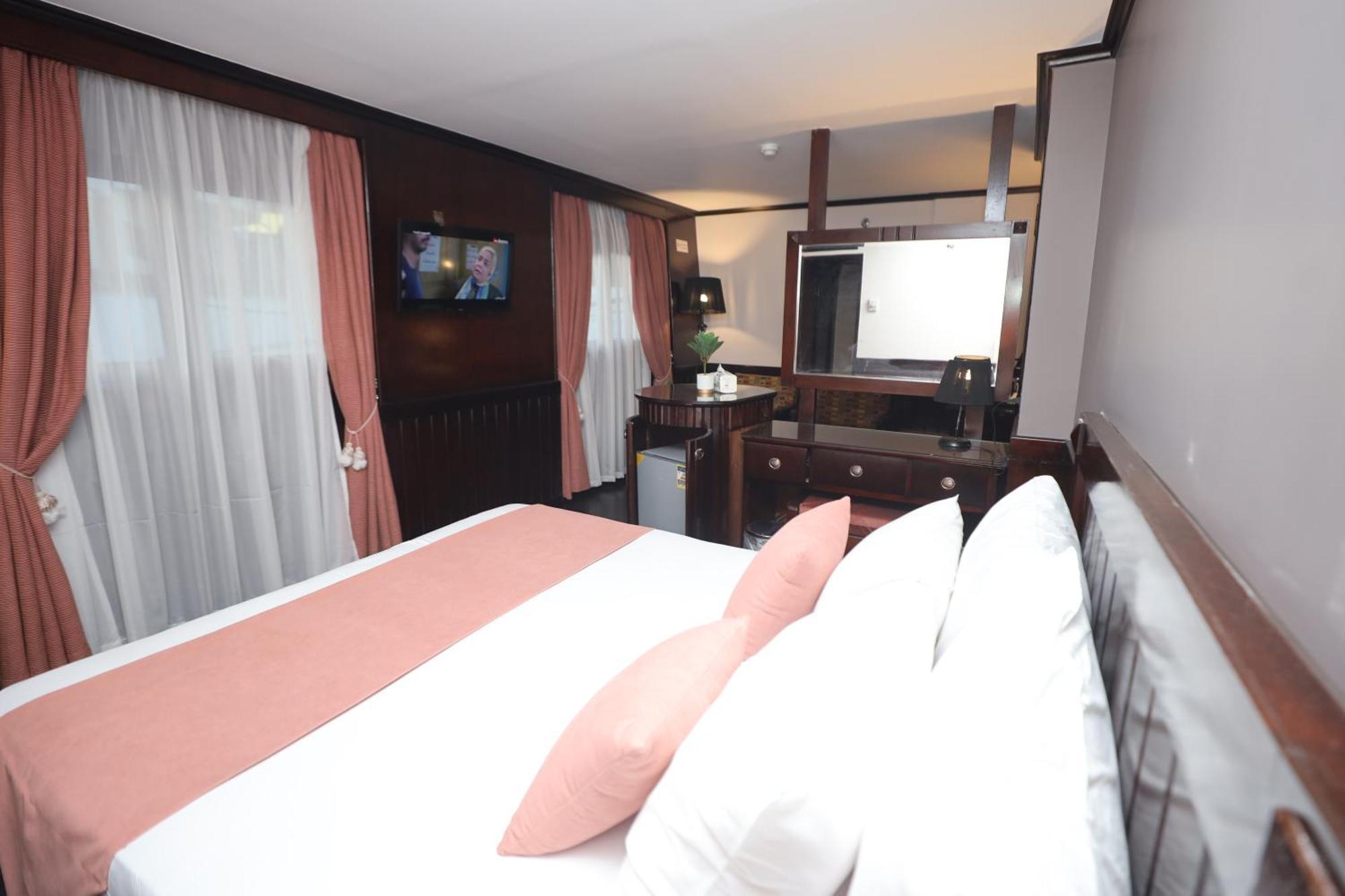 You Nile View Hotel Giza Buitenkant foto